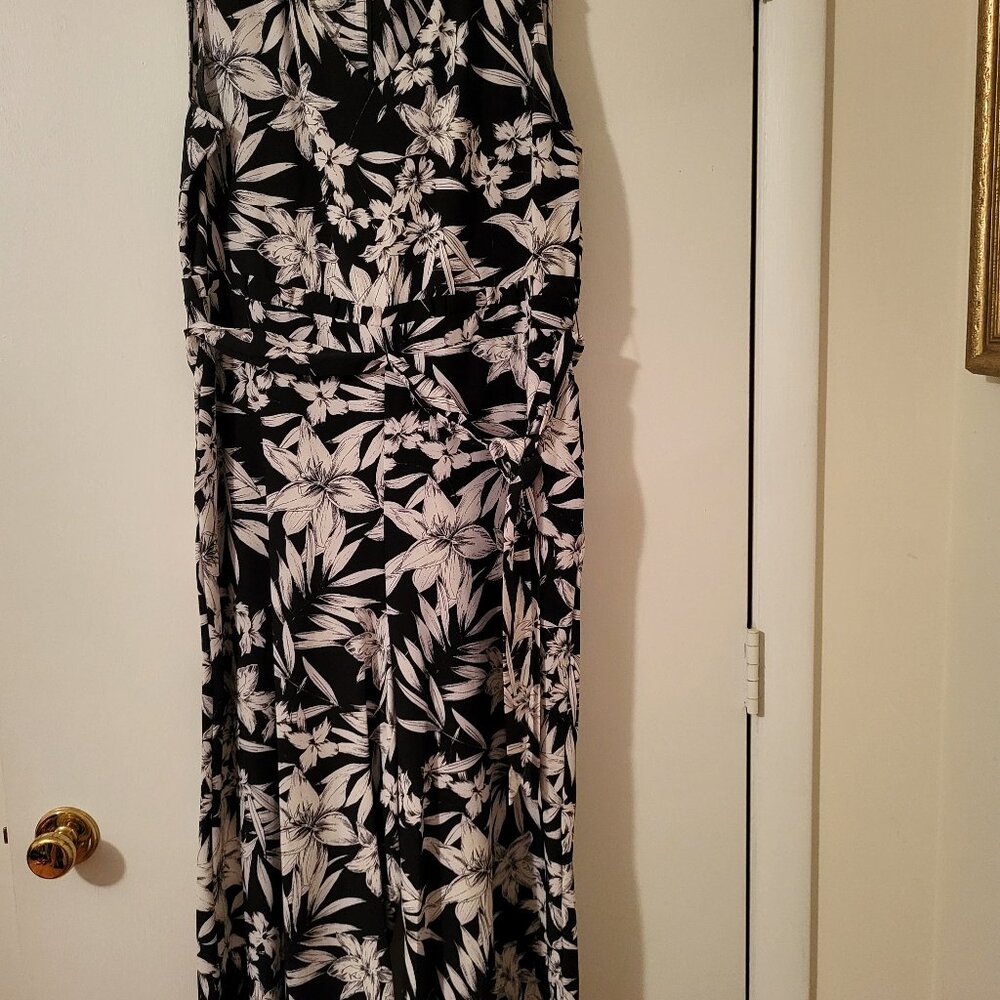 Ladies Summer Floral Jumpsuit (Beige by ECI) Size L